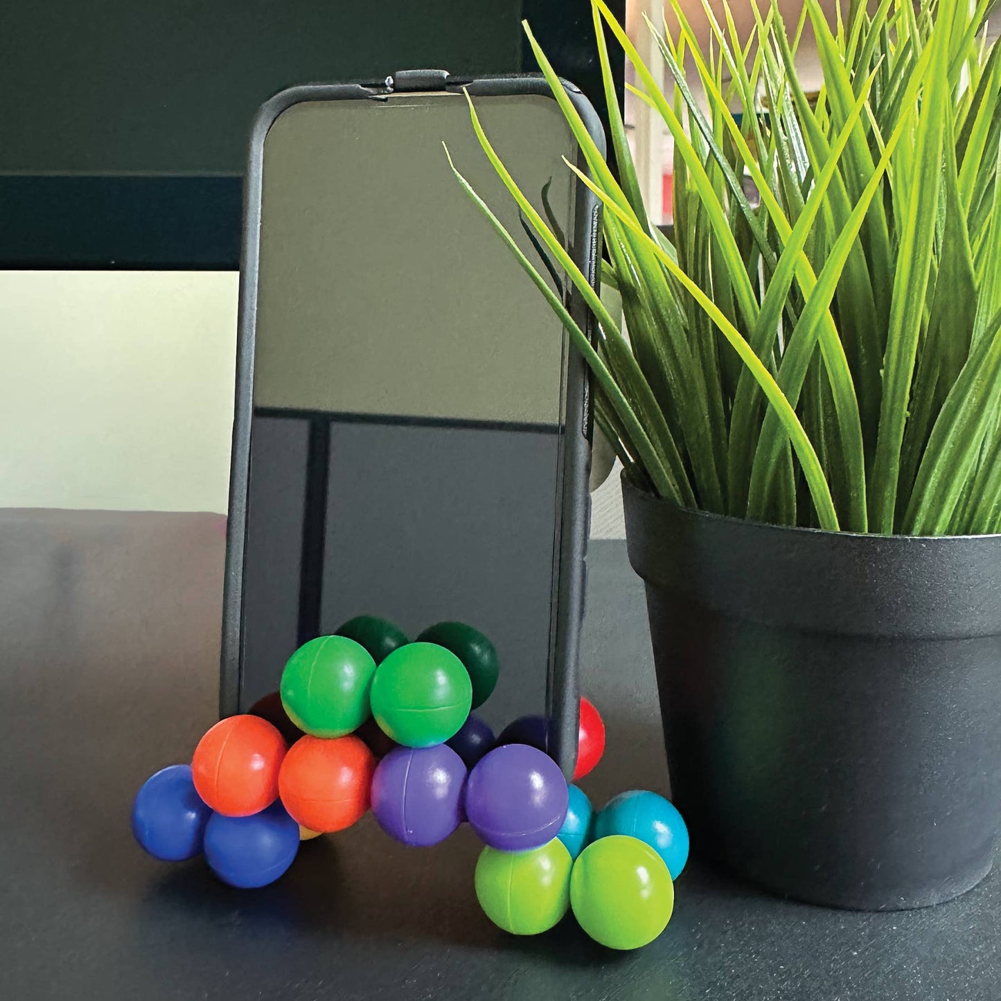 RAINBOW TWIST TOY   12/BOX