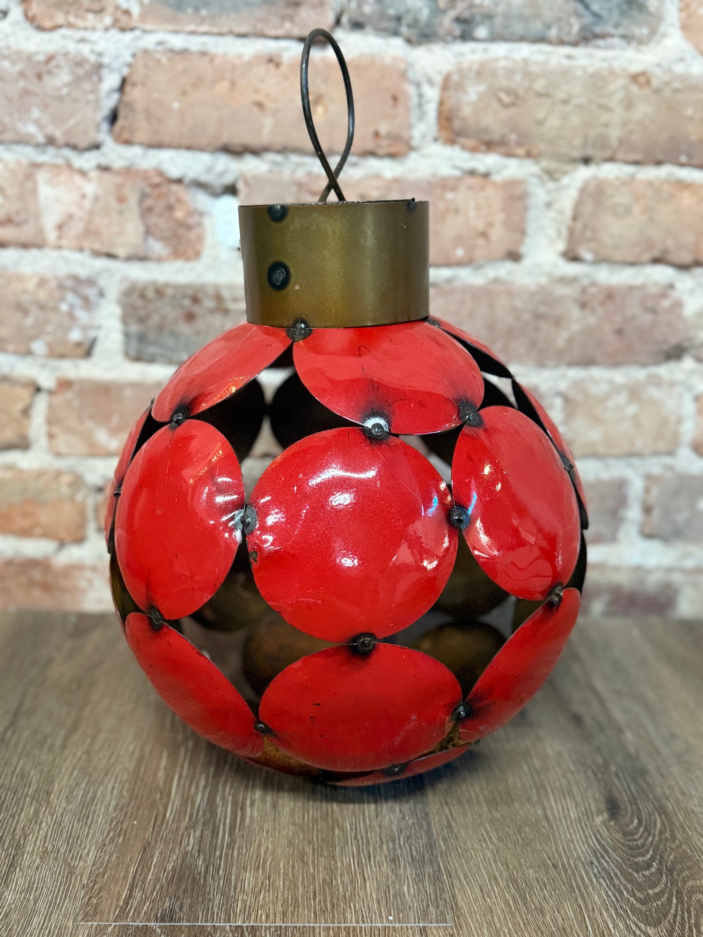 Metal Christmas Ball Ornament