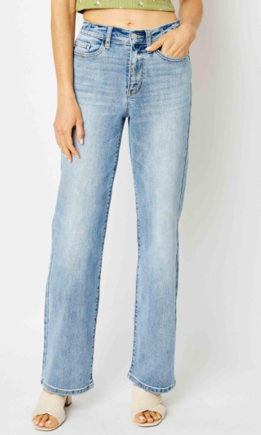 Judy Blue Light Wash Straight Leg Jeans