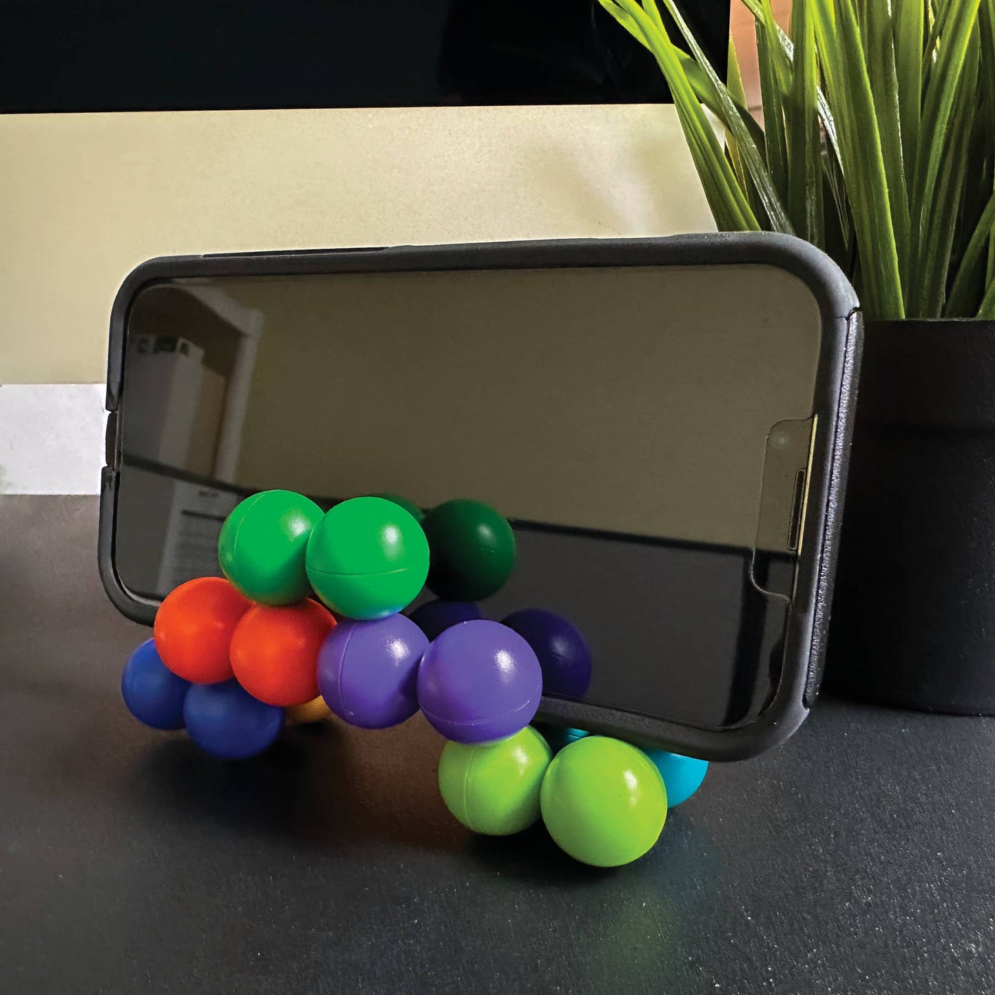 RAINBOW TWIST TOY   12/BOX
