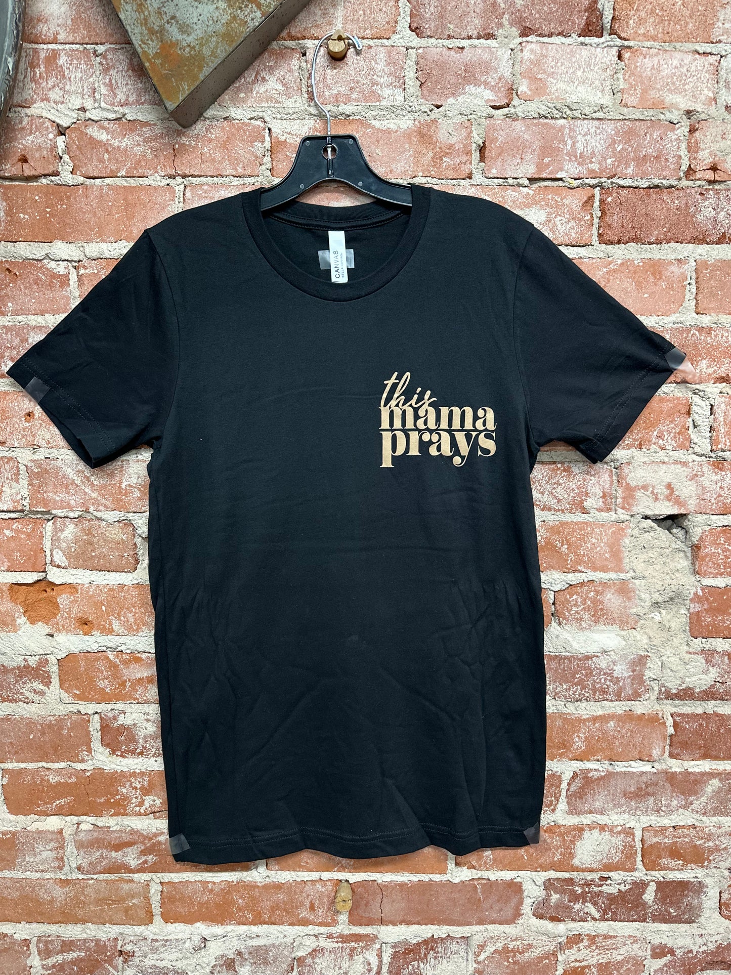 This Mama Prays Tee