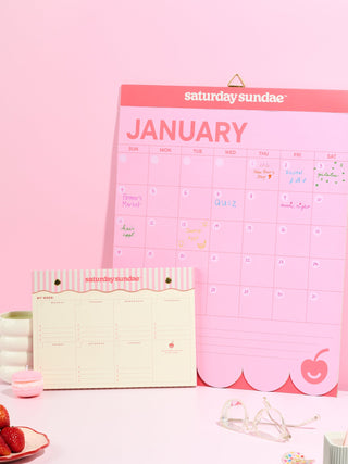 Bubble Gum Milkshake Undated Weekly Desk Pad