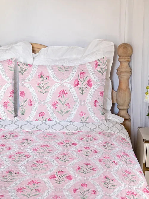 Charlotte Pink Quilt