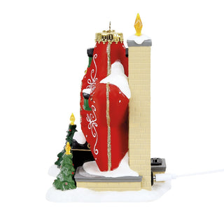 Department 56 Npsvl Sparkle Star House with lit candle chimney and Christmas tree on snowy base