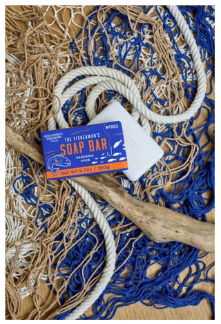 Gentlemen's Hardware Fisherman's Soap Bar, Mandarin Spice, 6.7oz, blue nautical packaging