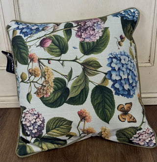 Hydrangea Pattern Pillow
