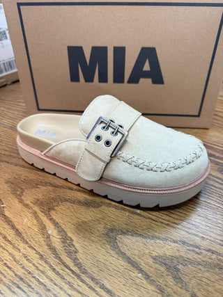 Mia Zaina Sand Shoe