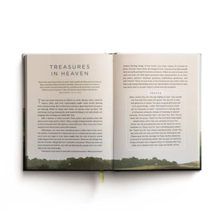 Pray — Daily Moments to Quiet Your Mind & Center Your Soul