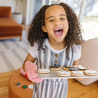Melissa & Doug Toys Slice and Bake Cookie Set