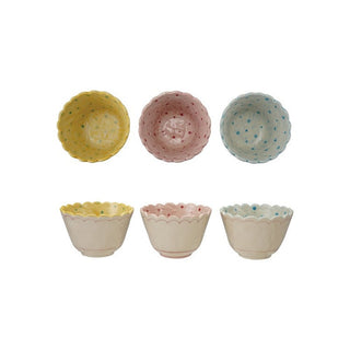 Stoneware Scalloped Bowl