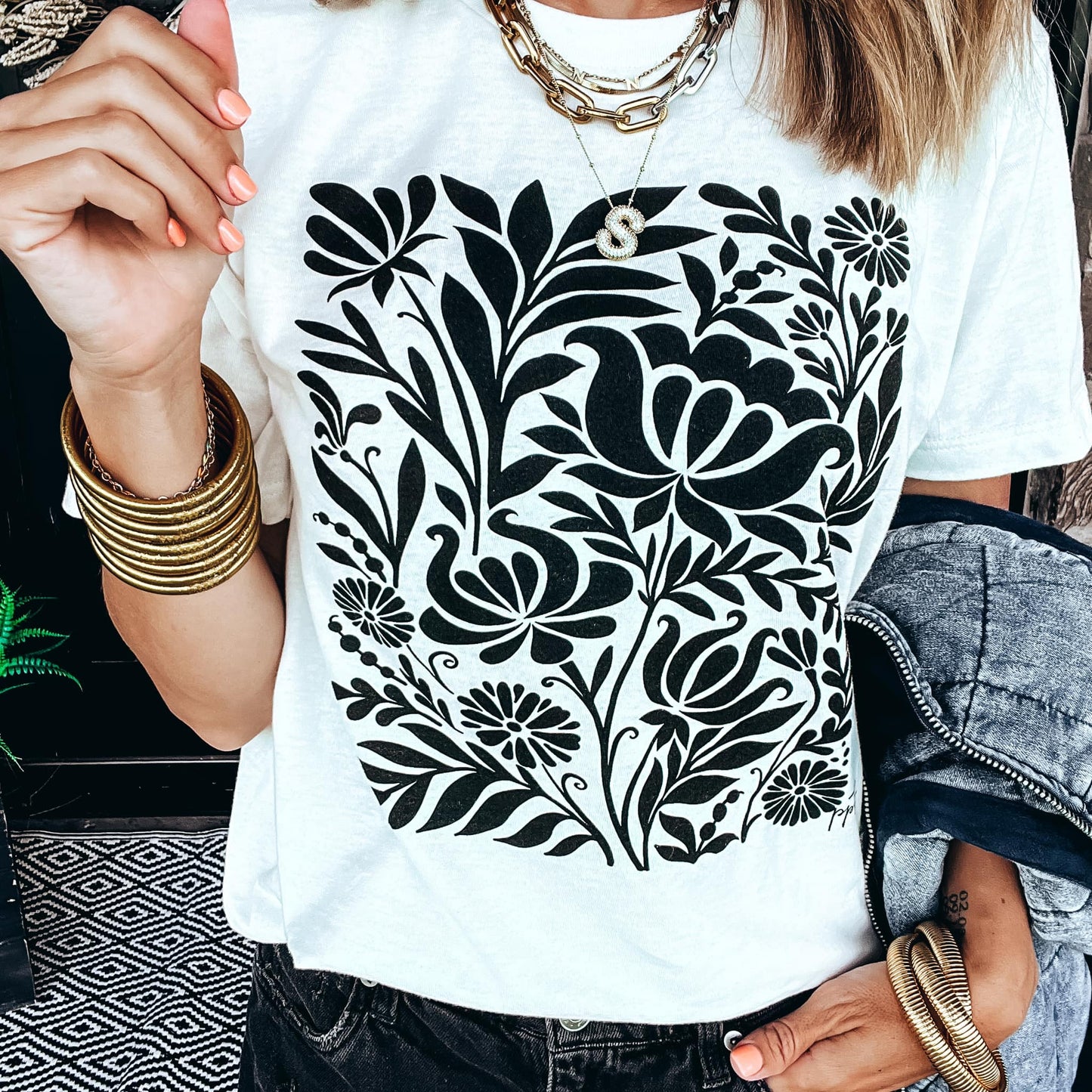 Black Bouquet Tee