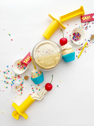 Earth Grown KidDoughs (KidDoughs by EGKD) Toys Cupcake KidDough Play Kit