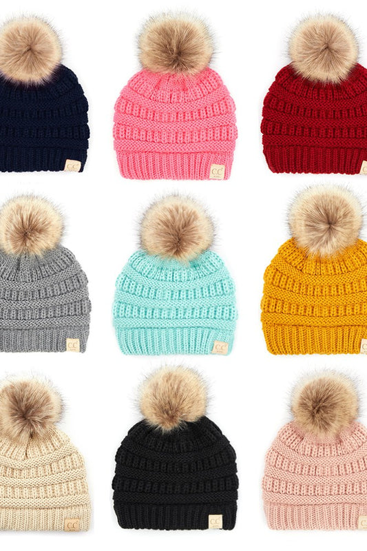 Kid's pom beanie with fur lining