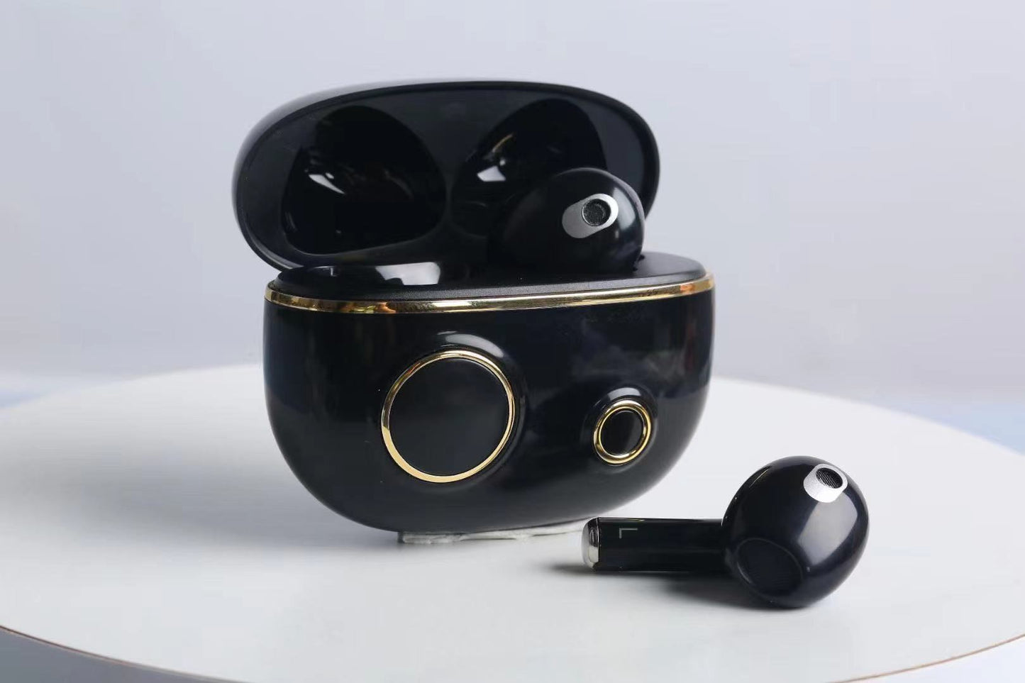 Wireless Earbuds W/ Charging Case Extra Long Battery