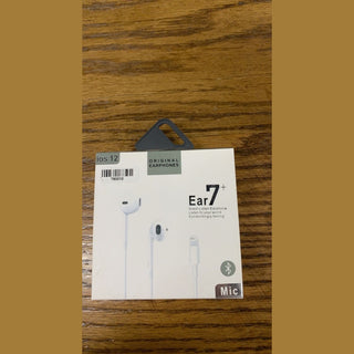 White Ear 7+ wired earbuds with mic in iOS 12 compatible packaging
