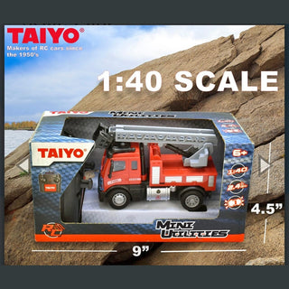 Red TAIYO 1:40 scale RC fire truck in retail box with ladder and decals