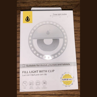 White box for NR9142 fill light with clip showing selfie makeup streaming icons